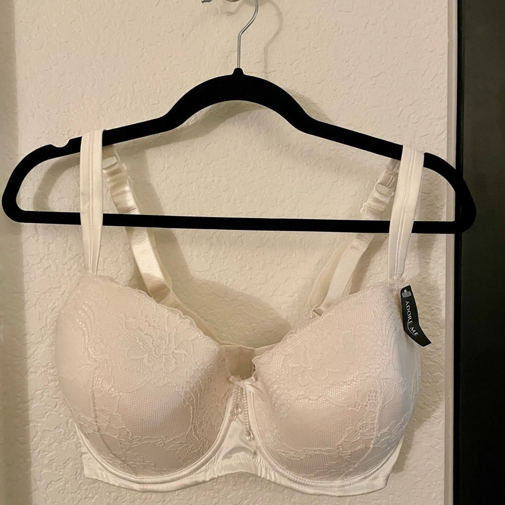 Brand new white lacy bra